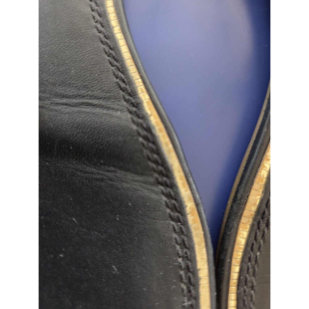 Tory Burch Women's 7M Leather Black  Emmy T-strap Sandal Gold Logo Flat Shoe - Picture 6 of 11